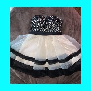 Homecoming/dance/special occasion dress
